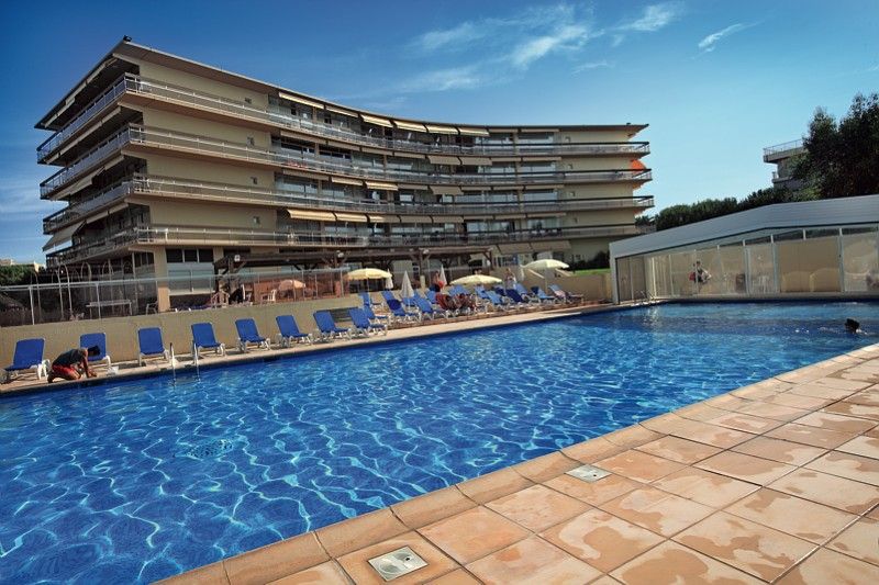 Residence Heliotel Marine Saint-Laurent-du-Var Exterior foto