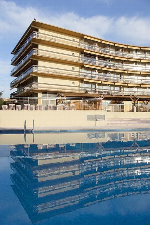 Residence Heliotel Marine Saint-Laurent-du-Var Exterior foto