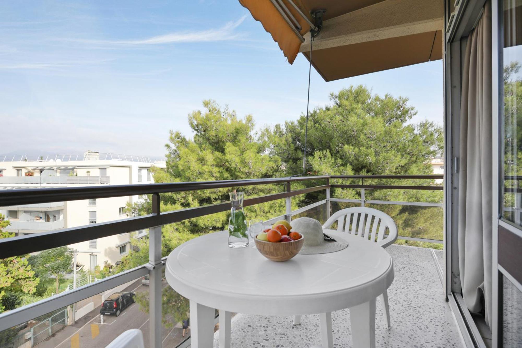 Residence Heliotel Marine Saint-Laurent-du-Var Exterior foto